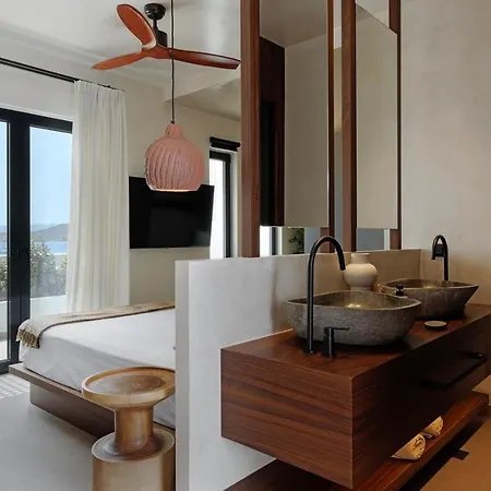 Boho Sapiens Sea View Adamantas (Milos)