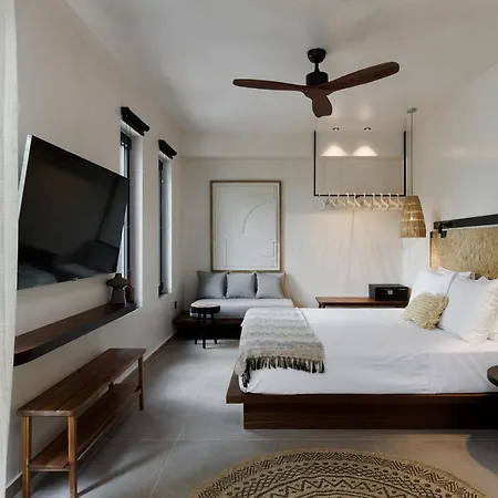 Boho Sapiens Sea View Adamantas (Milos)