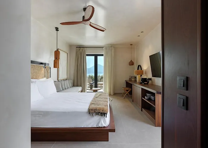 Boho Sapiens Sea View * Adamantas